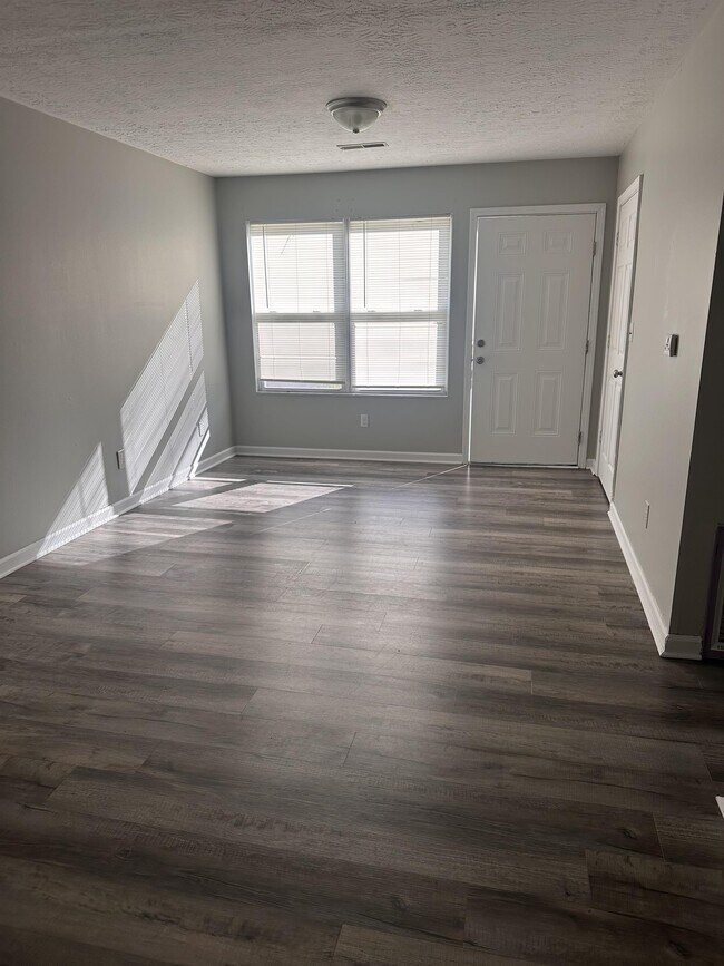 Building Photo - 1230 Berdine Way