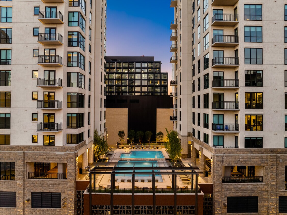 Foto principal - The Everett-Nashville Yards