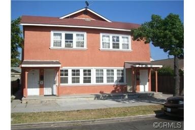 Foto del edificio - 1016-1018 Banning Blvd