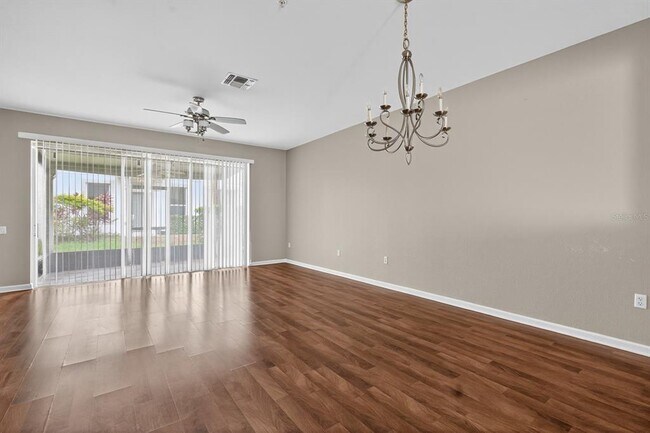 Foto del edificio - 7119 Showcase Ln