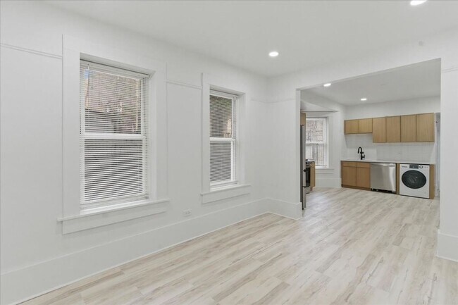 Foto del edificio - 2607 W Haddon Ave