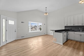 Building Photo - 336 Winfield Ave