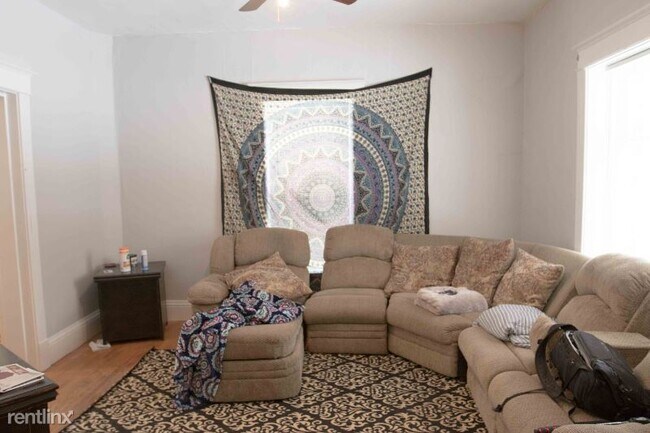 Foto del edificio - 5 br, 2 bath House - 620 S Howes Street