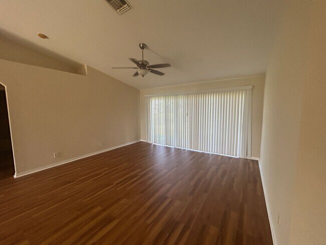 Building Photo - New flooring and freshly painted interior  3/2  Home
