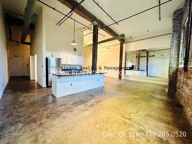Foto del edificio - 887 West Marietta St NW