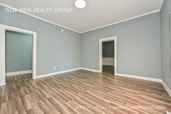 Building Photo - 408 S 12th St
