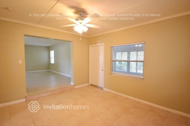 Building Photo - 1305 Viburnum Ln