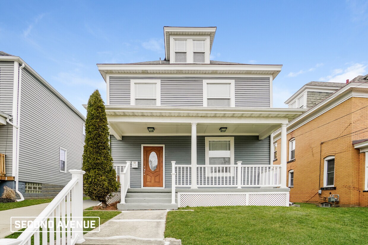 510 W College St, Canonsburg, PA 15317 House for Rent in Canonsburg