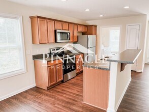 Building Photo - 586 Leesville Rd