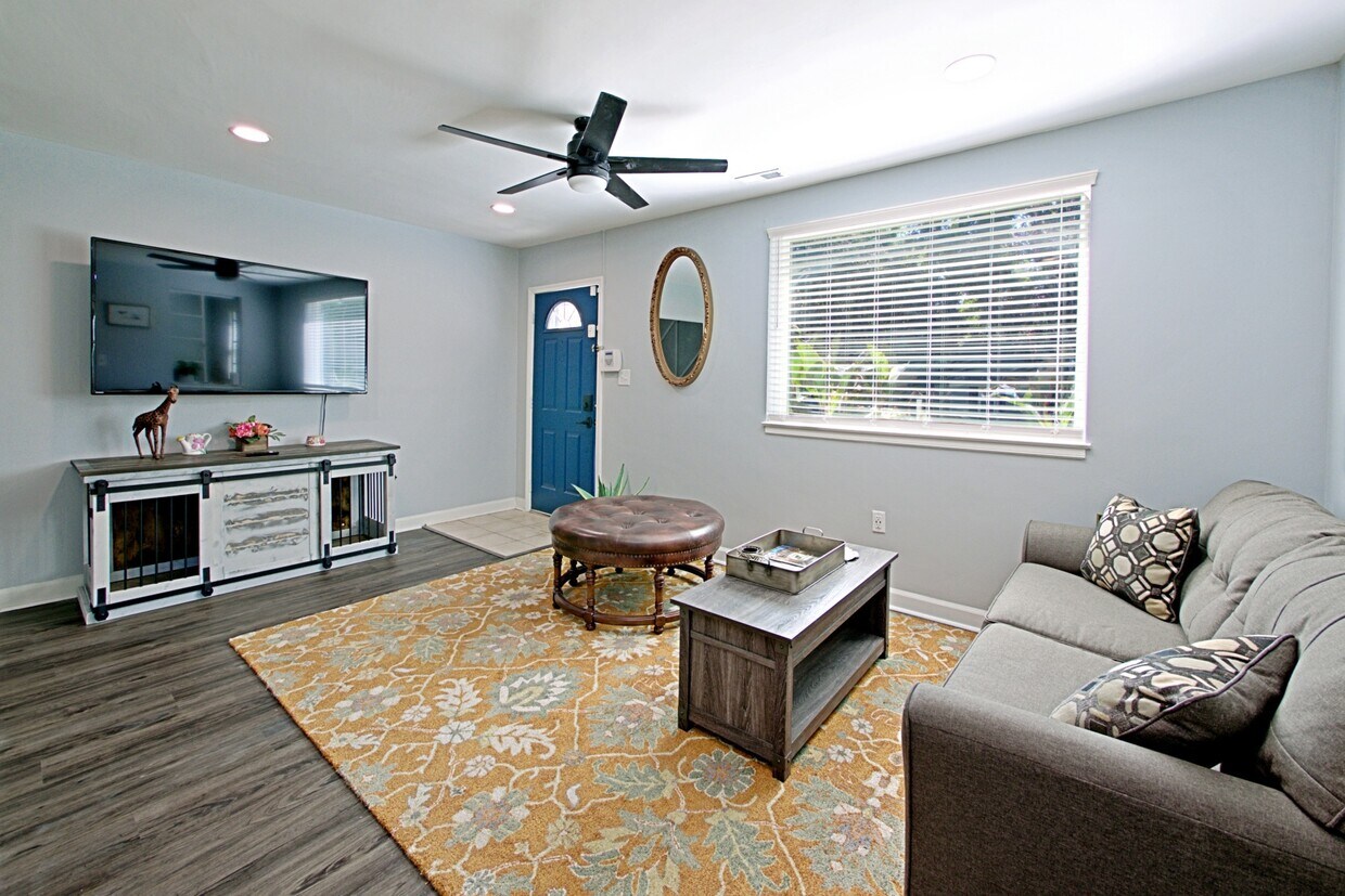 Foto principal - 3415 Lanier Ave