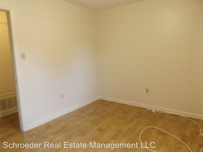 Building Photo - 3 br, 1.5 bath House - 100 Edmund Drive