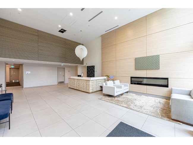 Building Photo - 12837-13104 88 Ave