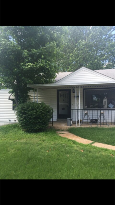 Primary Photo - 9603 Echo Ln