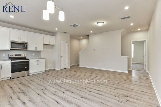 Foto del edificio - Available Now!
