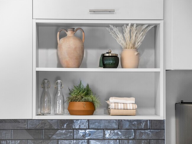 Building Photo - Sixty20 on 4th