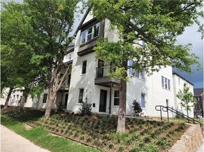 Building Photo - 3316 Santee St