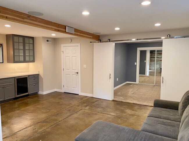 Basement Suite - 1209 9th St