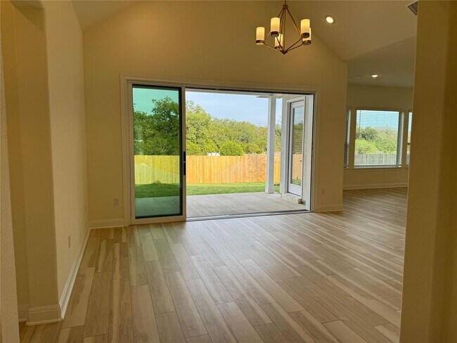 Building Photo - 252 Eclipse Dr