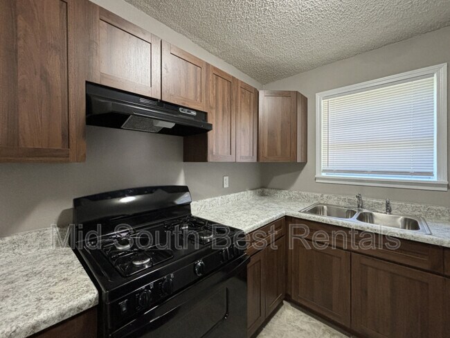 Foto del edificio - 1715 Johnson St