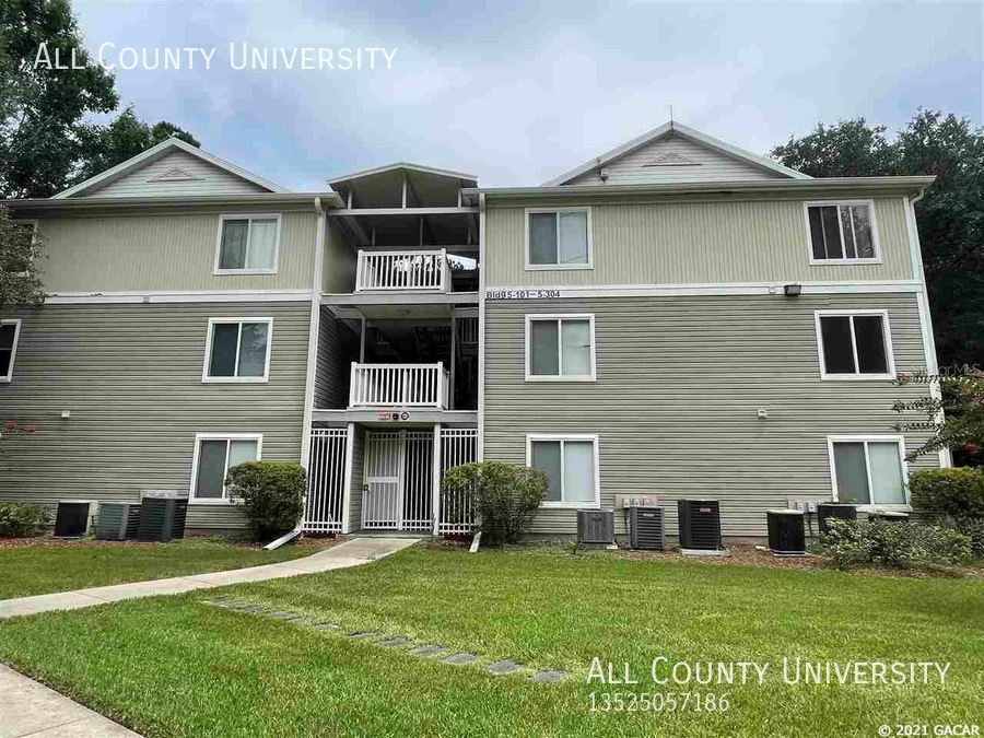 Primary Photo - Apartment at Countryside at the University