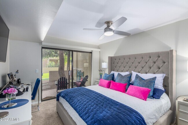 master bedroom w patio - 8651 E Royal Palm Rd