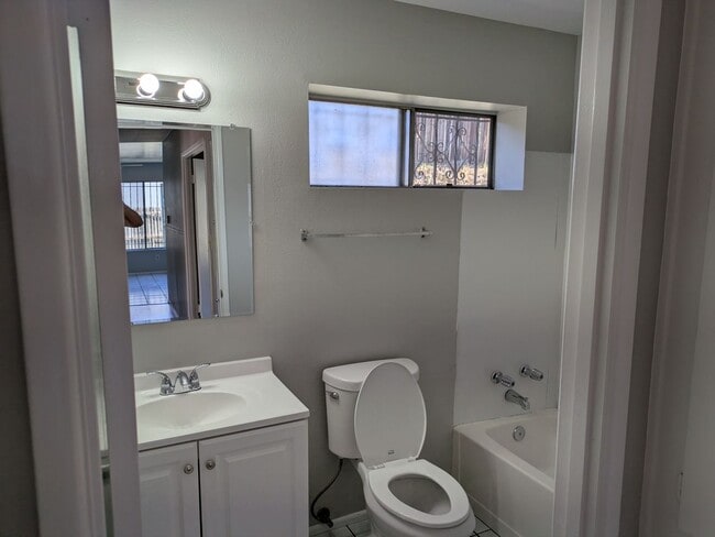 Building Photo - Noeline Ave Lomita Area