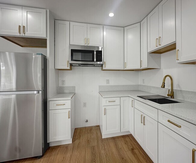 Foto del edificio - 1814 S Longwood Ave