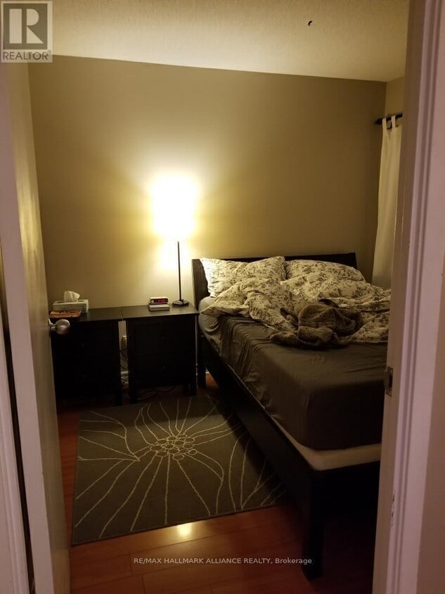 Photo du bâtiment - 650-650 Queens Quay W
