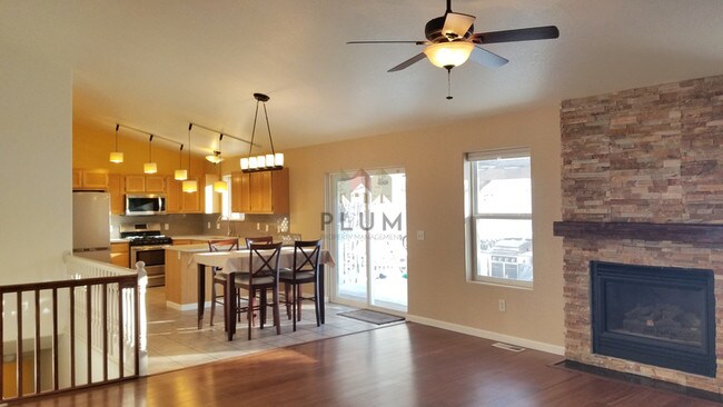 Building Photo - 2621 Highwood Dr