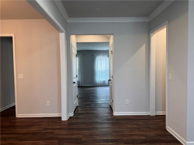 Foto del edificio - 5215 Wheeler Run Dr