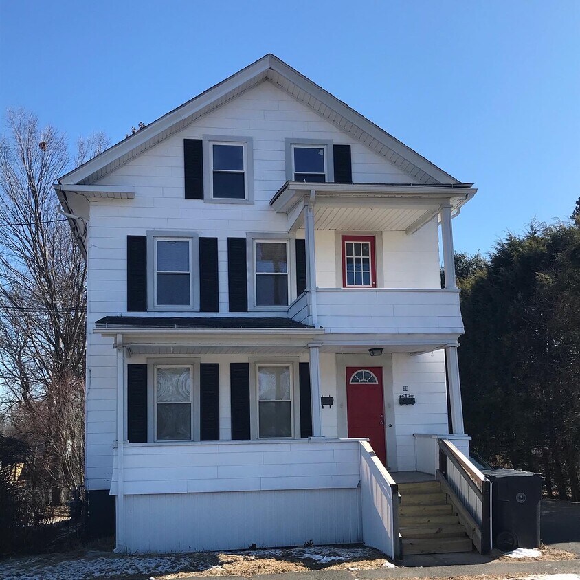 Primary Photo - 30 Cross St