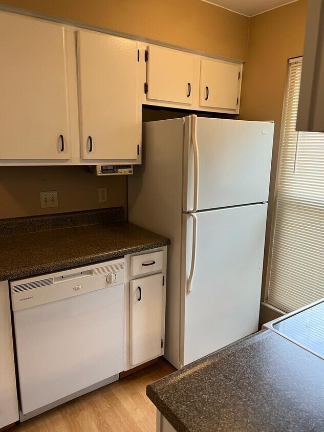 2844 Seminole Trl, Lima, OH 45805 Townhome Rentals in Lima OH