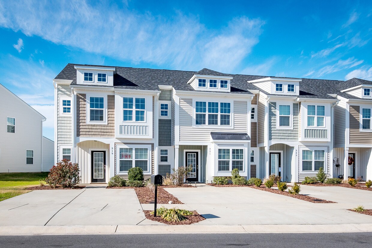 321 Halton Crossing Dr SW, Concord, NC 28027 Townhome Rentals in