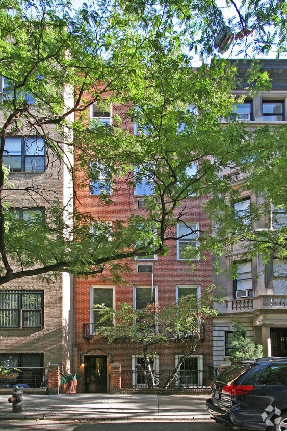 Foto principal - 45 E 74th St