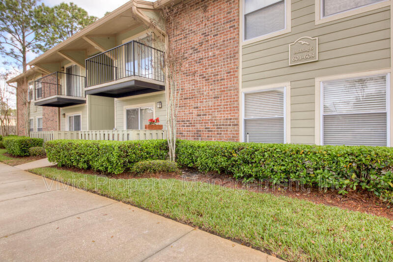 Foto principal - 3737 Loretto Rd