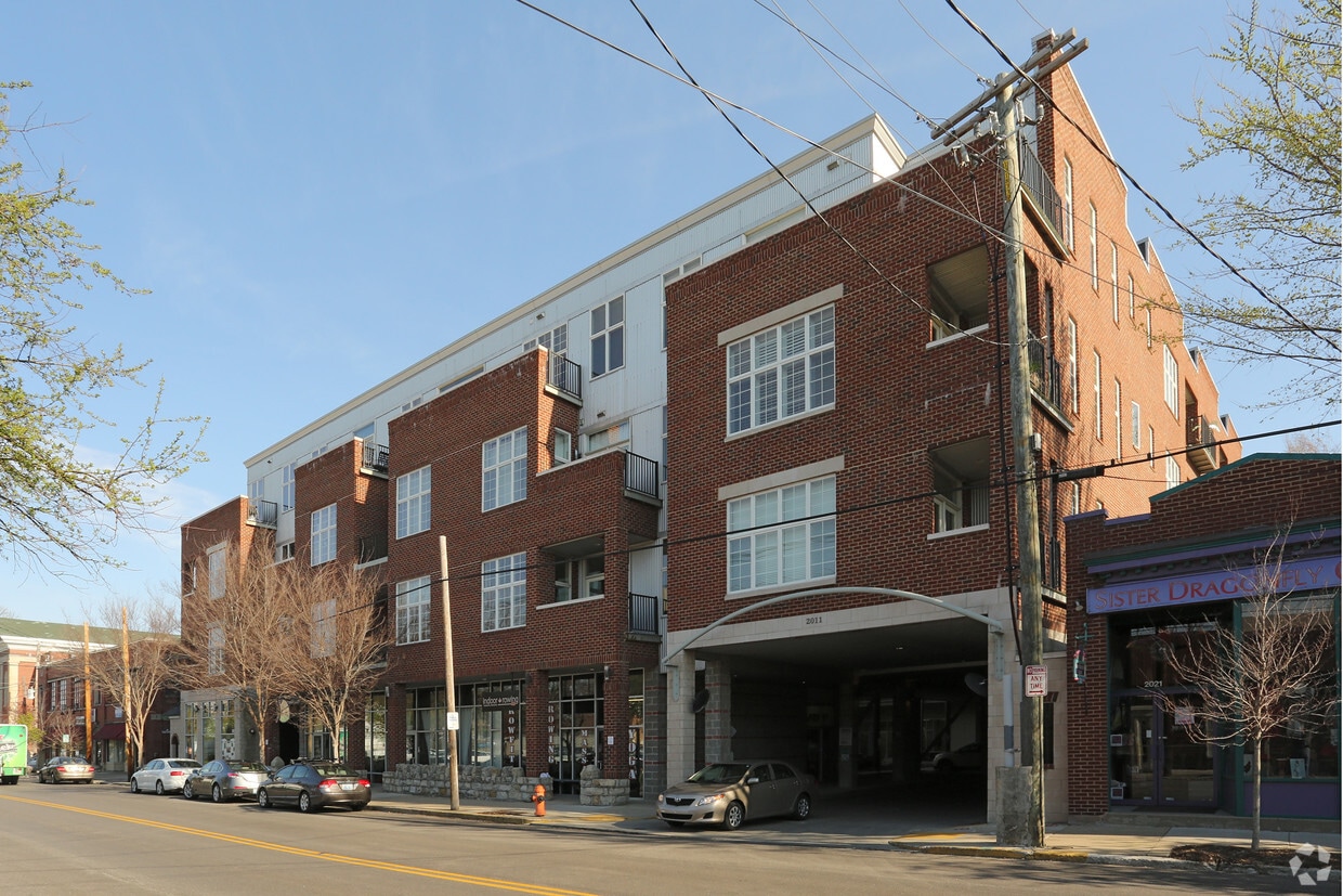 Primary Photo - Clifton Lofts