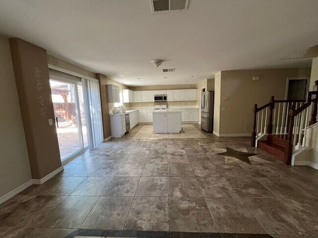 Building Photo - 31807 Empresa Cir