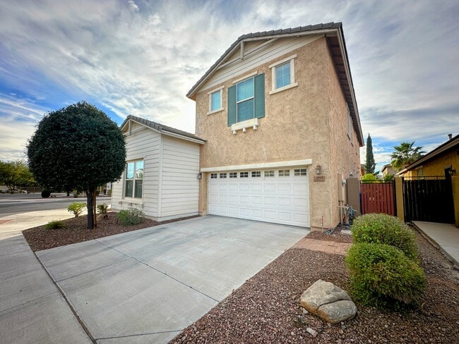 Building Photo - 4717 W Sweet Iron Pass