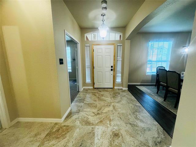 Foto del edificio - 1114 Hidden Creek Dr