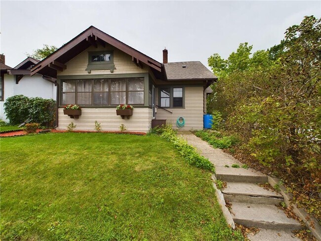 Building Photo - 1158 Marshall Ave