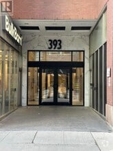 Building Photo - 393-393 King St W