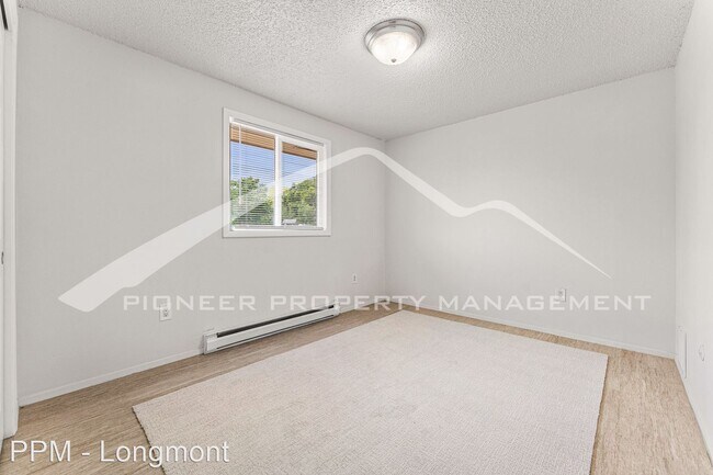 Foto del edificio - 3 br, 1.5 bath House - 154 Judson St