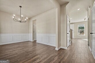 Building Photo - 377 Waterbluff Dr SW