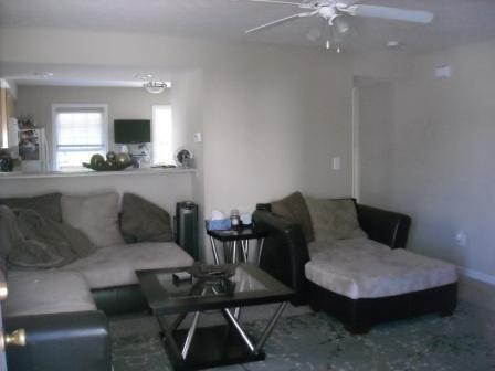 Foto del edificio - 2 Bedroom Townhouse Available July 2026;  ...