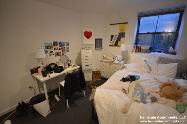 Foto del edificio - 486 Massachusetts Ave