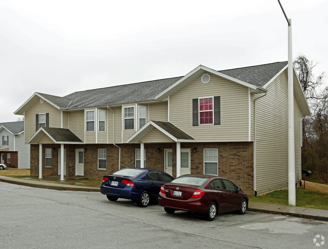 24062436 W Calvin Dr, Ozark, MO 65721 Apartments in Ozark, MO
