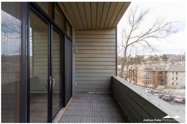 Foto del edificio - 535 W Meadow St