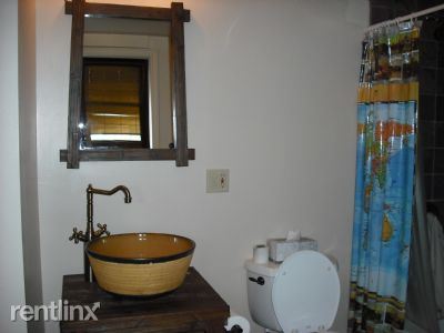 Foto del edificio - 2409 N Surrey Ct