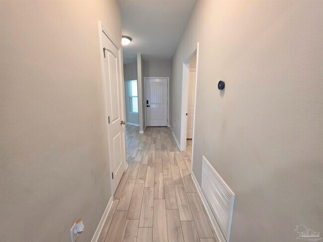 Foto del edificio - 2948 N 24th Ave