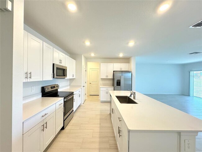 Foto del edificio - 11414 Linden Depot Rd